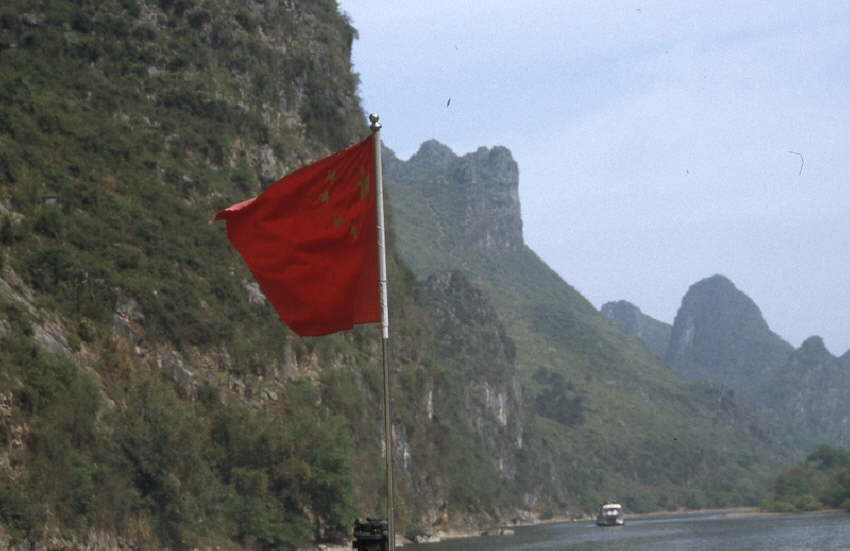 img043